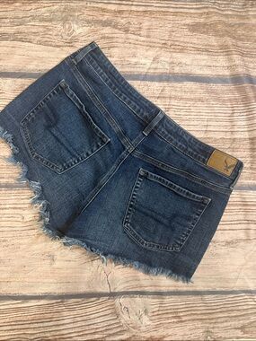 American Eagle Vintage Hi-Rise Festival Denim Shorts Size 12
